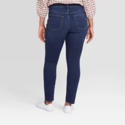 Women's Mid-Rise Skinny Jeans - Universal Thread™ Blue -Women Fashion GUEST 29f19ea2 1cd9 4506 b50d 01a19761062e