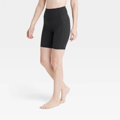 Women's Brushed Sculpt Curvy Pocket Bike Shorts 8" - All In Motion™ 8 Women's Brushed Sculpt Curvy Pocket Bike Shorts 8" - All In Motion™ - Image 6