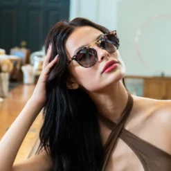 WMP Eyewear Round Metal Bridge Polarized Sunglasses -Women Fashion GUEST 960a569f be61 4d50 be87 ec65b0bf0b10