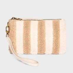 Wristlet - Universal Thread™ -Women Fashion GUEST f6814187 c107 4d7b 8687 a0831359178d