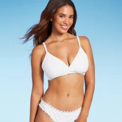 Women's Triangle Surplice Bralette Bikini Top - Shade & Shore™ -Women Fashion GUEST fcc7f13d 4261 4f29 978e 1f5d8de85520